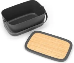 Brabantia Nic Broodtrommel - Met Bamboe Deksel - Dark Grey -Schoonmaakartikelen Winkel 1200x1017