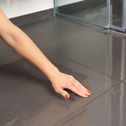 Secucare Anti Slip Spray 100ml - Antislip Voor Tegelvloeren -Schoonmaakartikelen Winkel 1200x1200 254