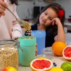 Coninx Yoghurtbeker To Go - Muesli Beker To Go - Lunchbeker - Mueslibeker 640ml (450ml+190ml) - Groen -Schoonmaakartikelen Winkel 1200x1200 458