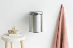 Brabantia NewIcon Wandprullenbak - 3 L - Matt Steel 30 Brabantia NewIcon Wandprullenbak - 3 L - Matt Steel -Schoonmaakartikelen Winkel 1200x799 5