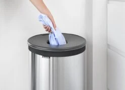 Brabantia Wasmand - 60 L - Matt Steel Met Kunststof Deksel -Schoonmaakartikelen Winkel 1200x871