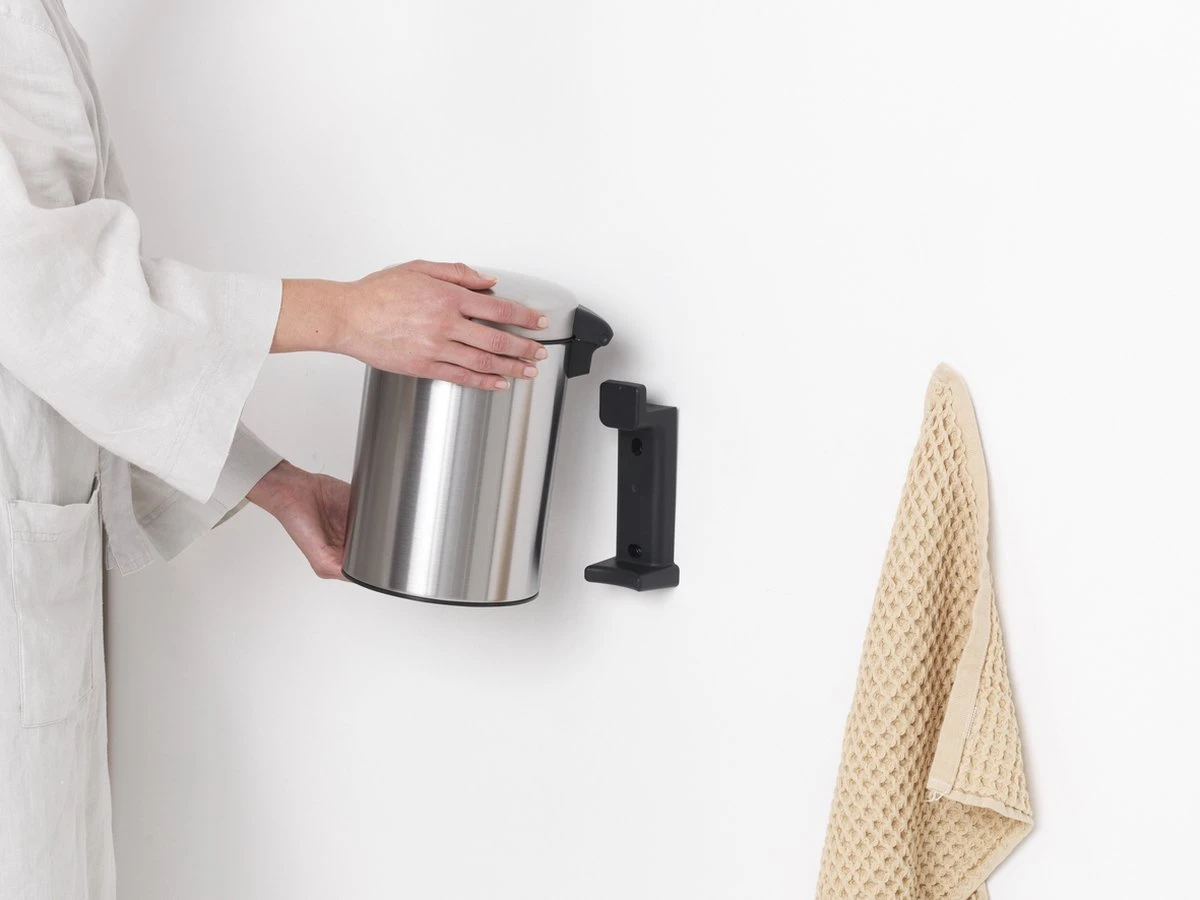 Brabantia NewIcon Wandprullenbak - 3 L - Matt Steel 9 Brabantia NewIcon Wandprullenbak - 3 L - Matt Steel - Afbeelding 7
