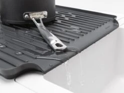 Brabantia SinkSide Afdruiprek - Inklapbaar - Dark Grey 19 Brabantia SinkSide Afdruiprek - Inklapbaar - Dark Grey -Schoonmaakartikelen Winkel 1200x900 5