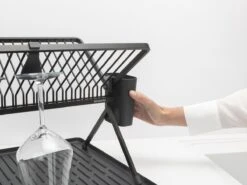 Brabantia SinkSide Afdruiprek - Inklapbaar - Dark Grey 20 Brabantia SinkSide Afdruiprek - Inklapbaar - Dark Grey -Schoonmaakartikelen Winkel 1200x900 6