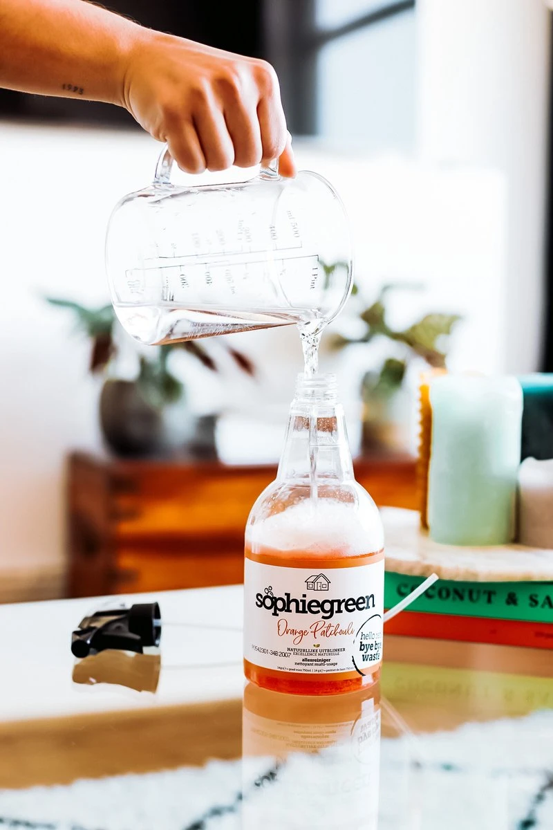 SophieGreen Orange Patchouli Allesreinigers 3x2 Navullingen (=6x750 Ml) 4 SophieGreen Orange Patchouli Allesreinigers 3x2 Navullingen (=6x750 Ml) - Afbeelding 2